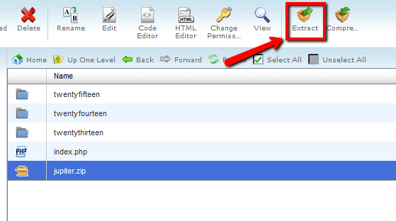 Langkah 7: klik pada file zip yang sudah berhasil di upload tersebut, lalu klik pada icon "Extract"